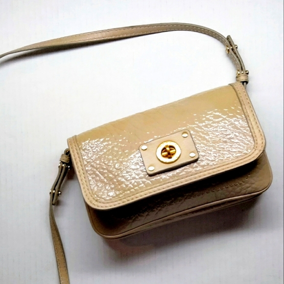 Marc by Marc Jacobs Totally Turnlock Mini Crossbody Bag - Picture 1 of 8